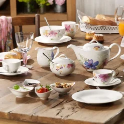 110 cl - Villeroy & Boch Mariefleur Gris Basic Teapot In Premium Porcelain