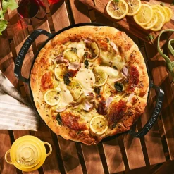 35 cm - Le Creuset BBQ Outdoor Tegllia Pizza In Ghisa