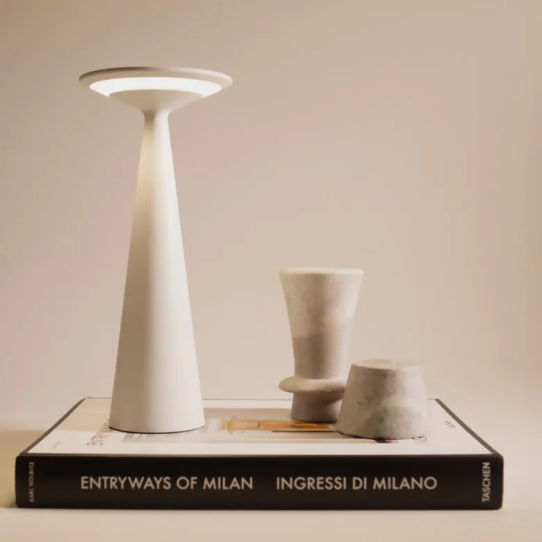29.1 cm - Zafferano Dama Lampada Da Tavolo