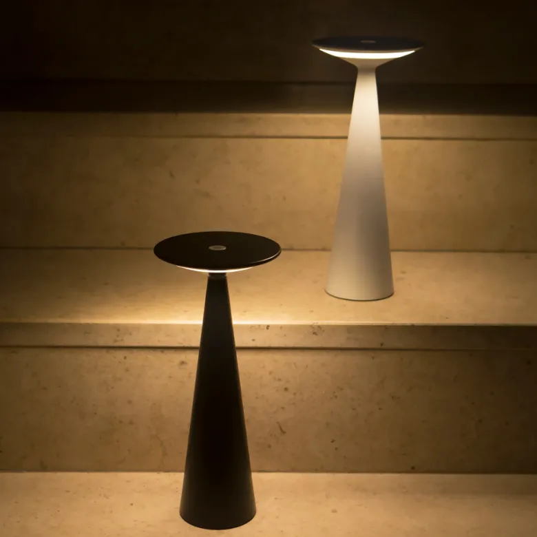 29.1 cm - Zafferano Dama Lampada Da Tavolo
