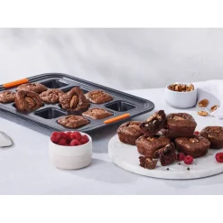 12 Forme - Le Creuset Forme Speciali Stampo Brownie Antiaderente In Acciaio al Carbonio
