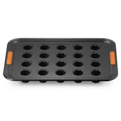 20 Forme - Le Creuset Forme Speciali Stampo Mini Cannelè Antiaderente In Acciaio al Carbonio