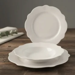 H&H Blanc Servizio Tavola Festonato In Porcellana Set 18 Pz