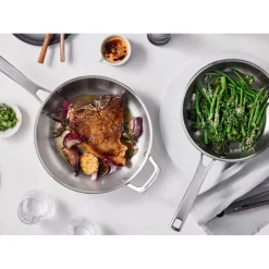 Le Creuset Essential Padella Bassa In Acciaio Inox
