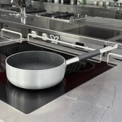 SharkSkin Casseruola Bassa In Alluminio Antiaderente Induzione Con 2 Maniglie Acciaio Inox