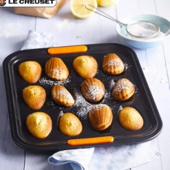 34x27 cm - Le Creuset Forme Speciali Stampo Mini Madeleine Rettangolare 12 Impronte Antiaderente