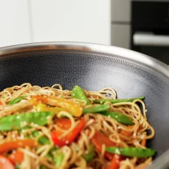 Zwilling Peak Wok Antiaderente Con Coperchio In Acciaio Inox Con Rivestimento Ceraforce Hycoat